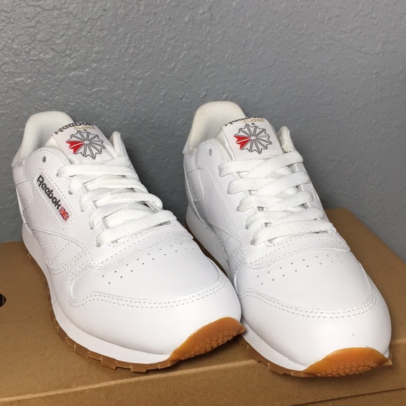 •Reebok Classics• - Picture 3 of 6